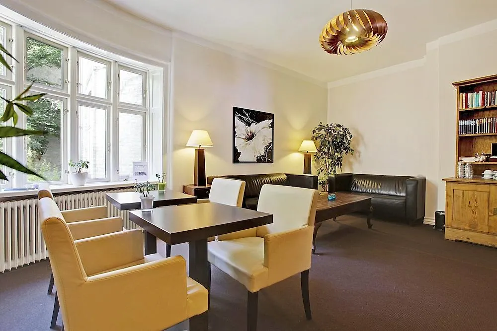 ***  קופנהגן Hotel Sct. Thomas דנמרק